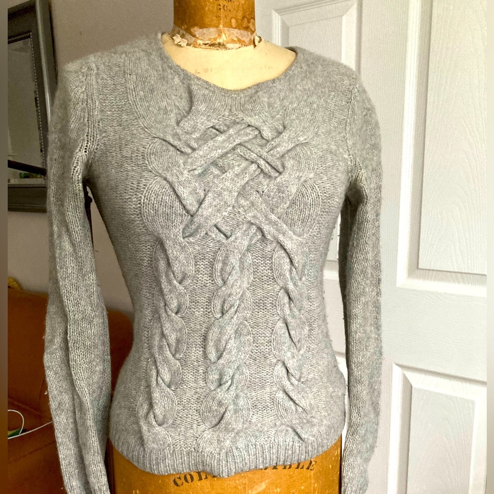 Cashmere cable knitting sweater Laundry by Shelli Segal